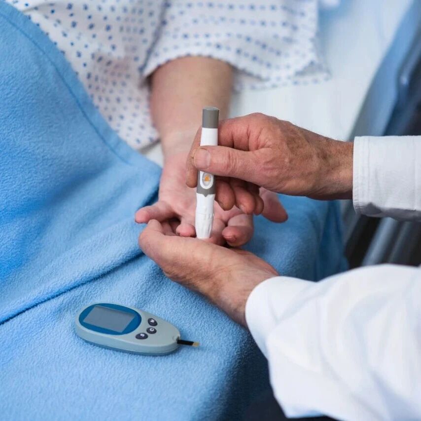 5 coolest waterproof mobile devices