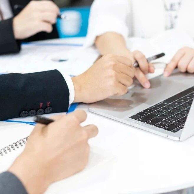 5 coolest waterproof mobile devices