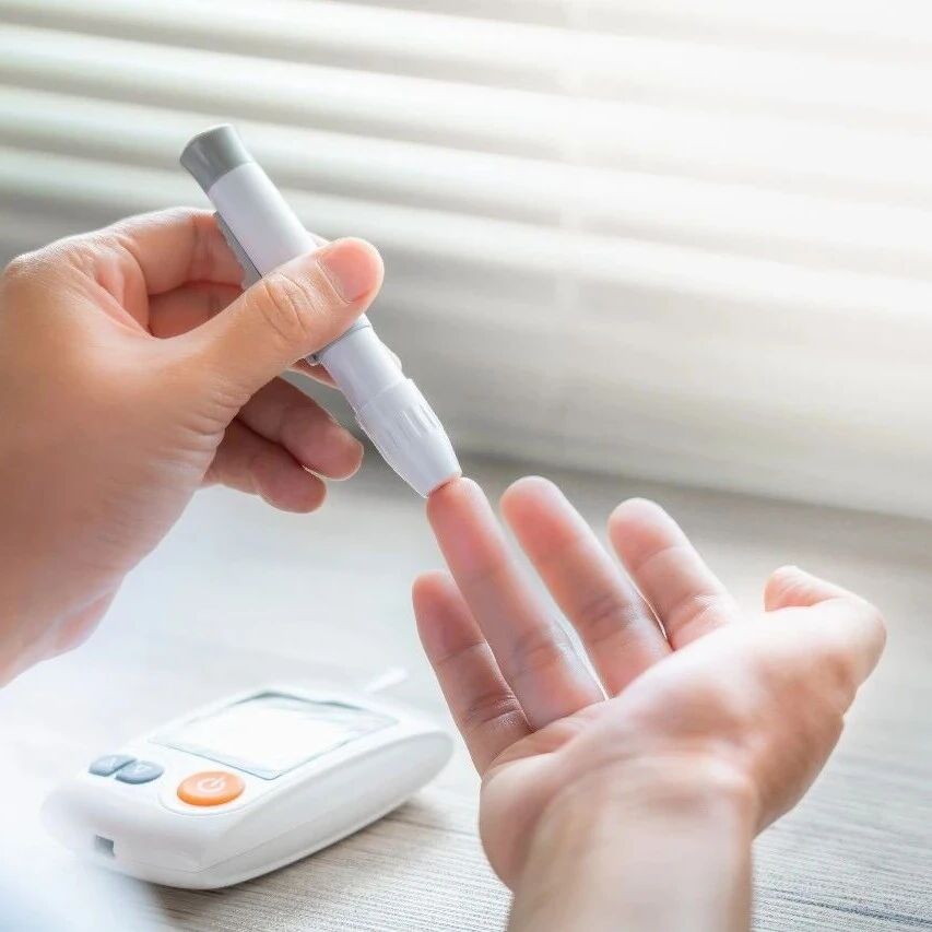 5 coolest waterproof mobile devices